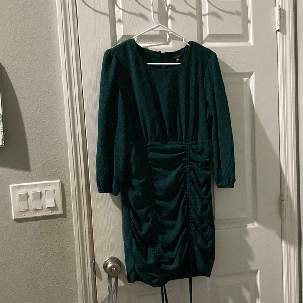 Never worn